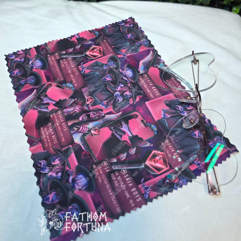 Your Idol Magenta Microfiber Eyeglass Cloth