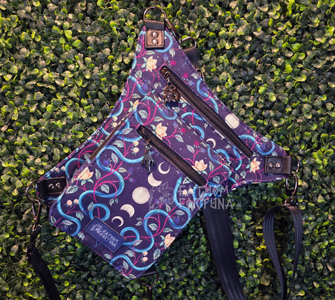 Serpent Garden Thigh Bag