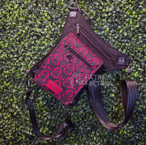 Hotel Wallpaper Thigh Bag